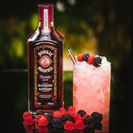 Gin-Bacardi-Bombay-Bramble-700ML